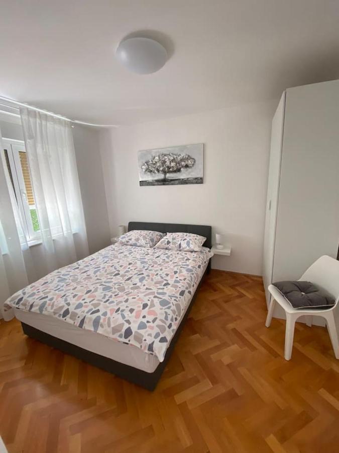 Apartamento Apartman Eni Rijeka Exterior foto