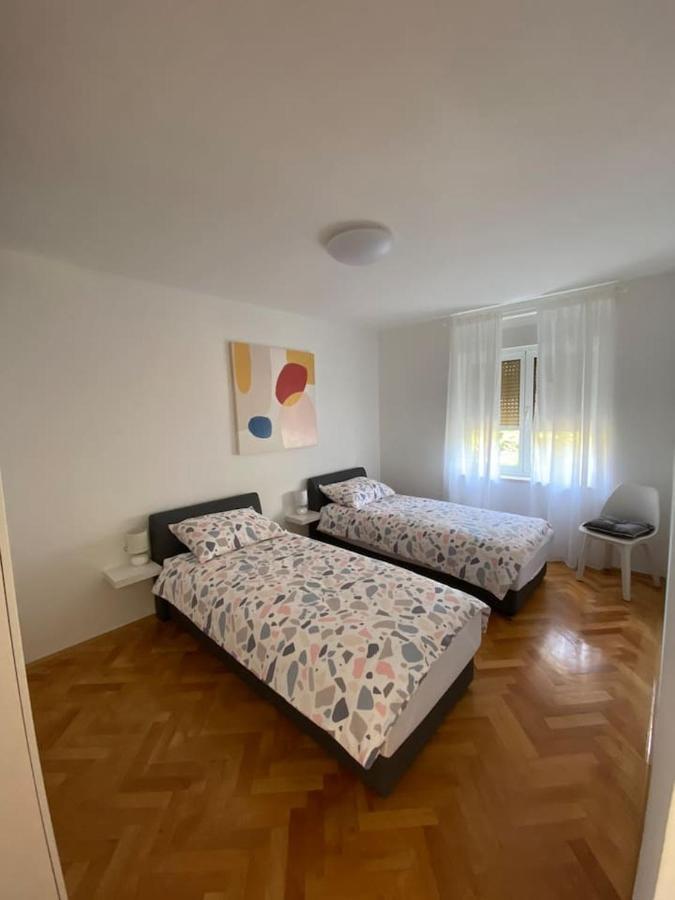 Apartamento Apartman Eni Rijeka Exterior foto
